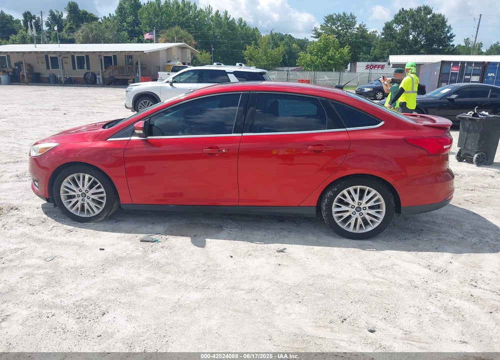2018 FORD FOCUS VIN: 1FADP3J23JL295888