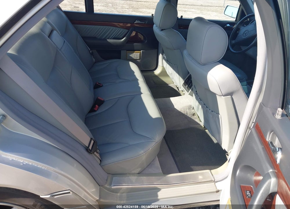 1995 MERCEDES-BENZ S 420 VIN: WDBGA43E5SA211829