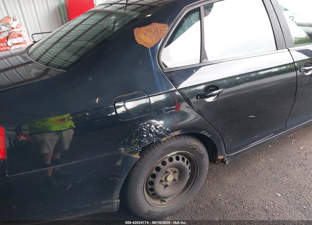 2007 VOLKSWAGEN JETTA VIN: 3VWGG71K67M052952
