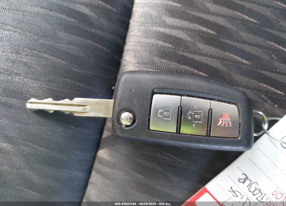 2017 NISSAN ROGUE VIN: JN8AT2MT9HW134126