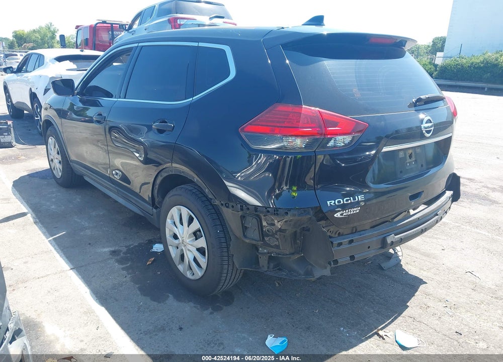 2017 NISSAN ROGUE VIN: JN8AT2MT9HW134126