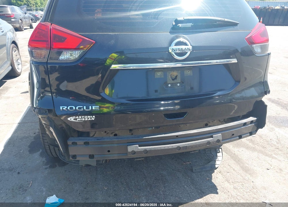 2017 NISSAN ROGUE VIN: JN8AT2MT9HW134126