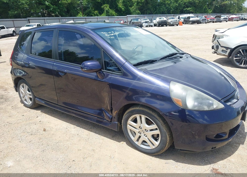 2008 HONDA FIT VIN: JHMGD38648S013295
