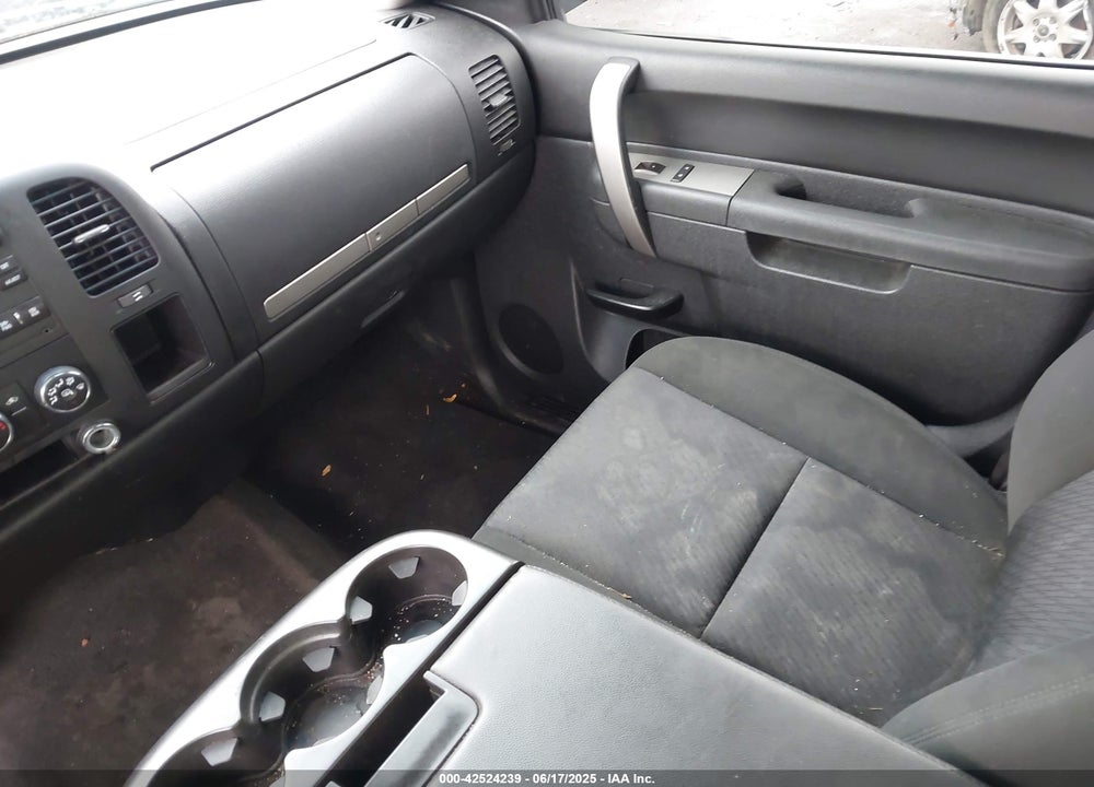 2010 GMC SIERRA 1500 VIN: 3GTRKVE35AG138728