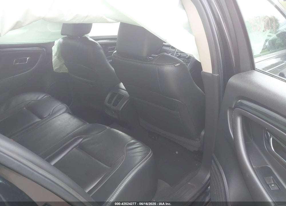 2011 FORD TAURUS LIMITED VIN: 1FAHP2FW6BG107561