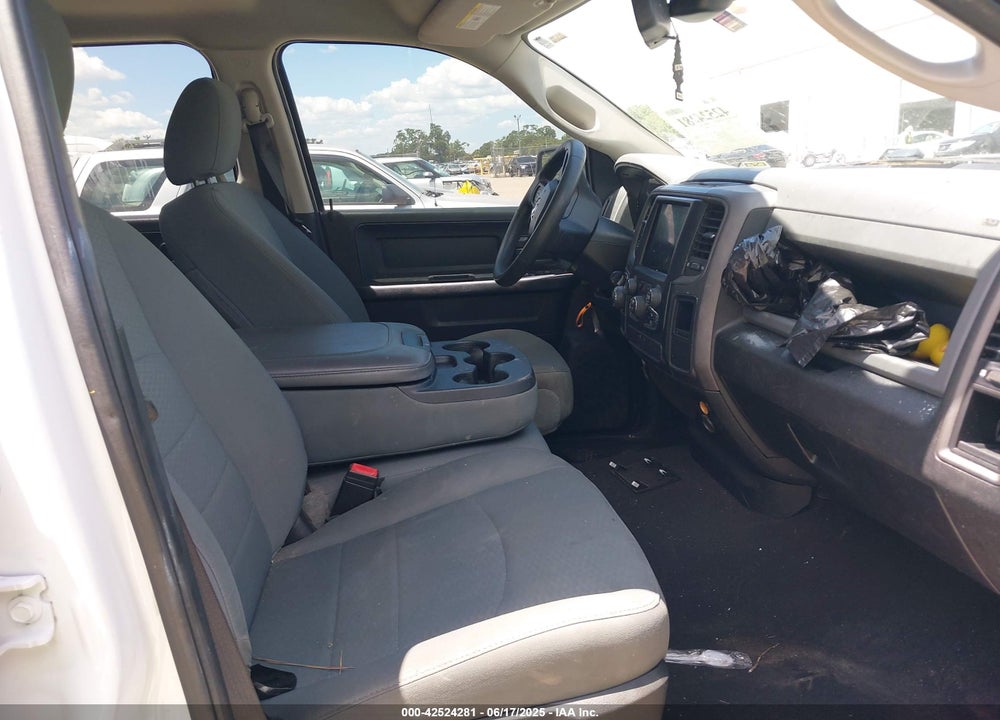 2020 RAM 1500 CLASSIC TRADESMAN 4X2 6'4 BOX VIN: 1C6RR6FG0LS156396