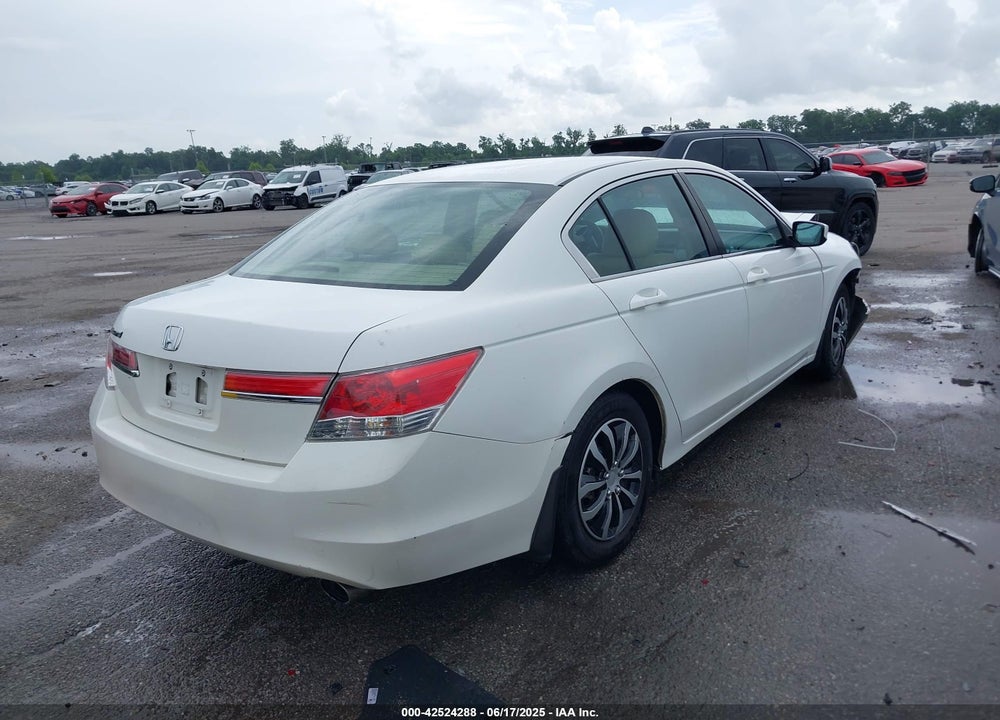 2011 HONDA ACCORD VIN: 1HGCP2F33BA085968