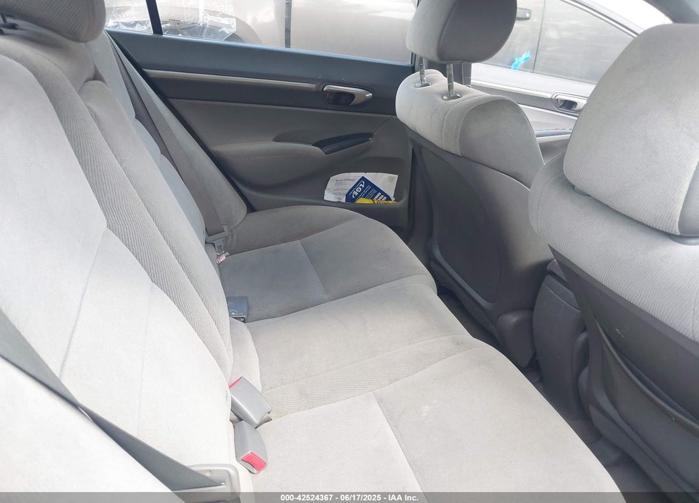 2007 HONDA CIVIC VIN: 1HGFA16827L072189
