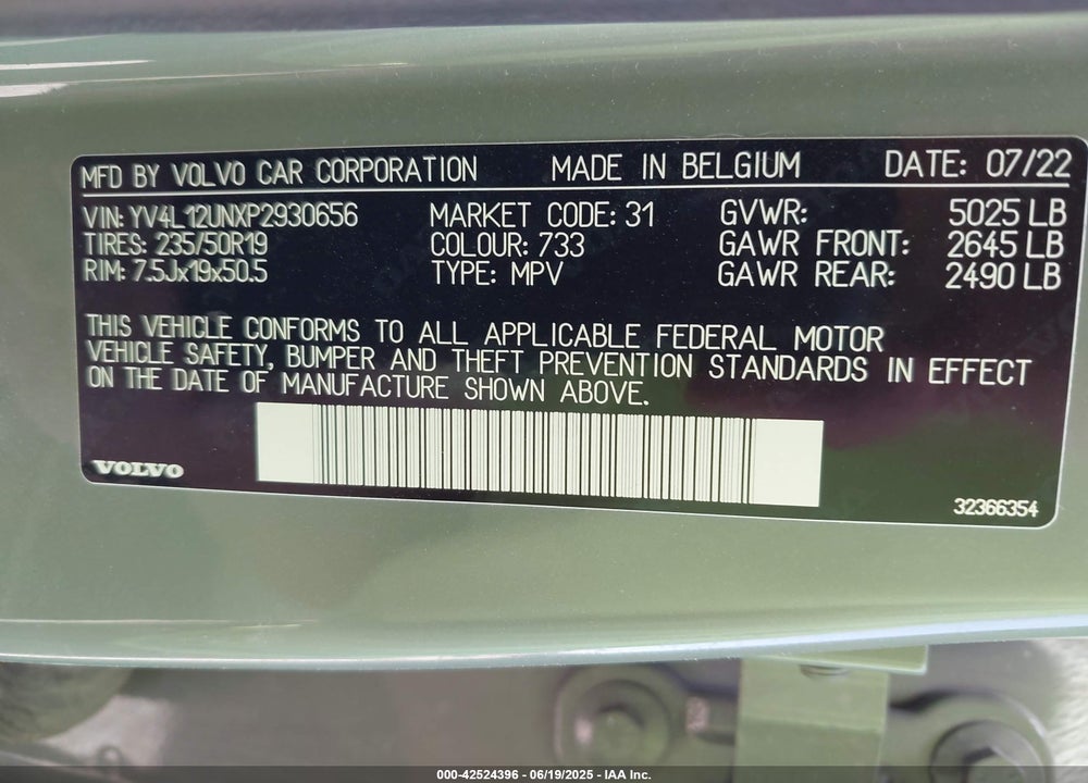 2023 VOLVO XC40 VIN: YV4L12UNXP2930656
