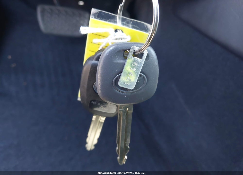 2017 TOYOTA CAMRY VIN: 4T1BF1FK8HU768654