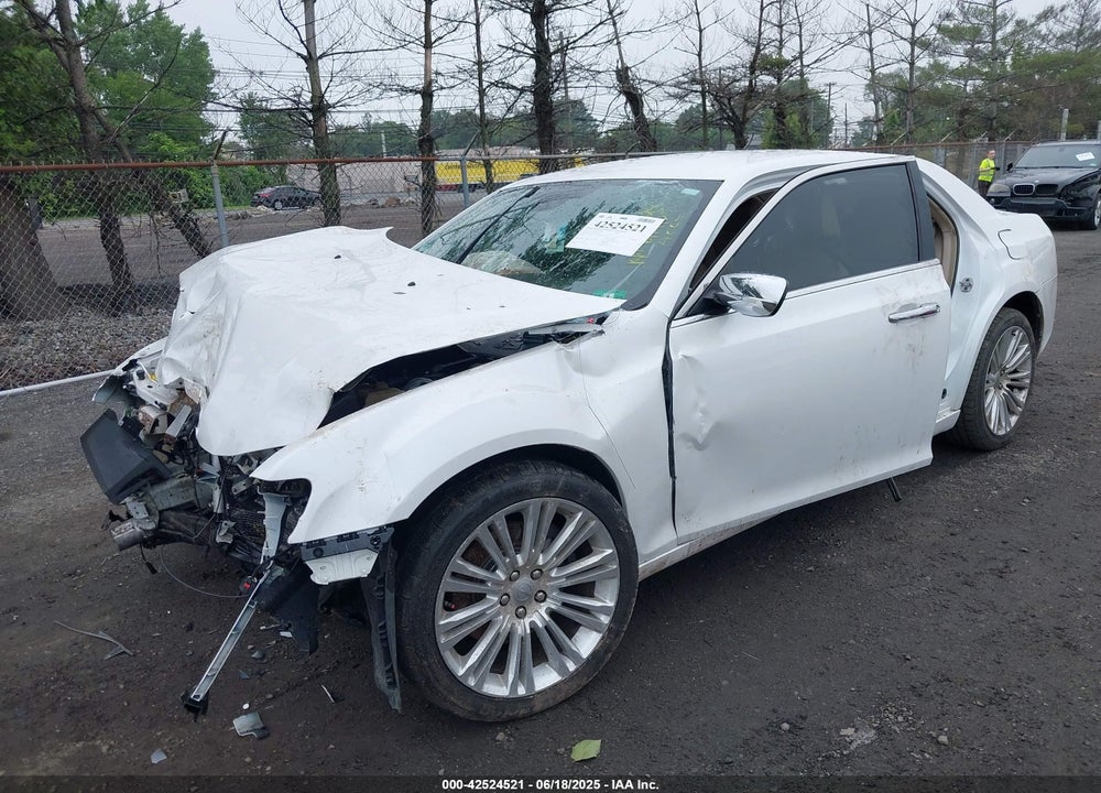 2011 CHRYSLER 300 VIN: 2C3CA6CT5BH573675