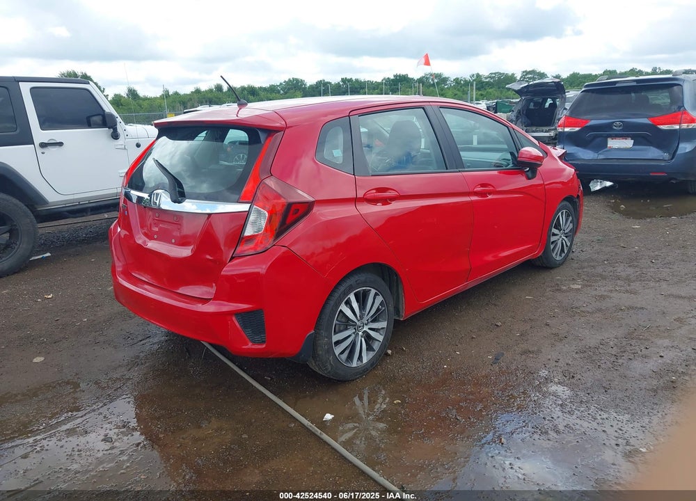 2015 HONDA FIT VIN: 3HGGK5H86FM741924