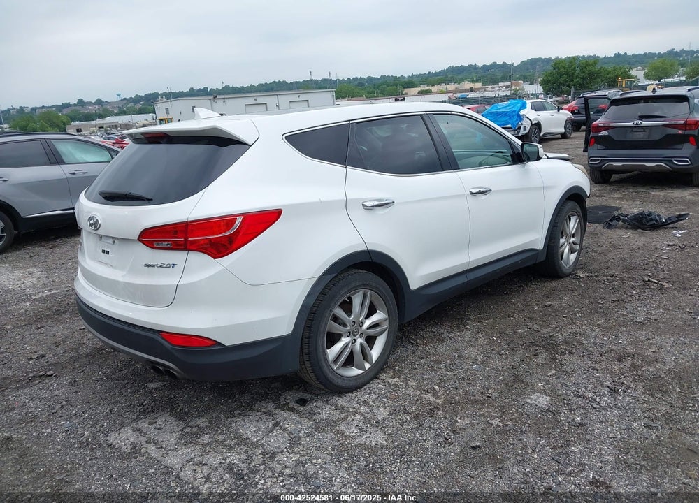 2013 HYUNDAI SANTA FE VIN: 5XYZW3LA0DG019935