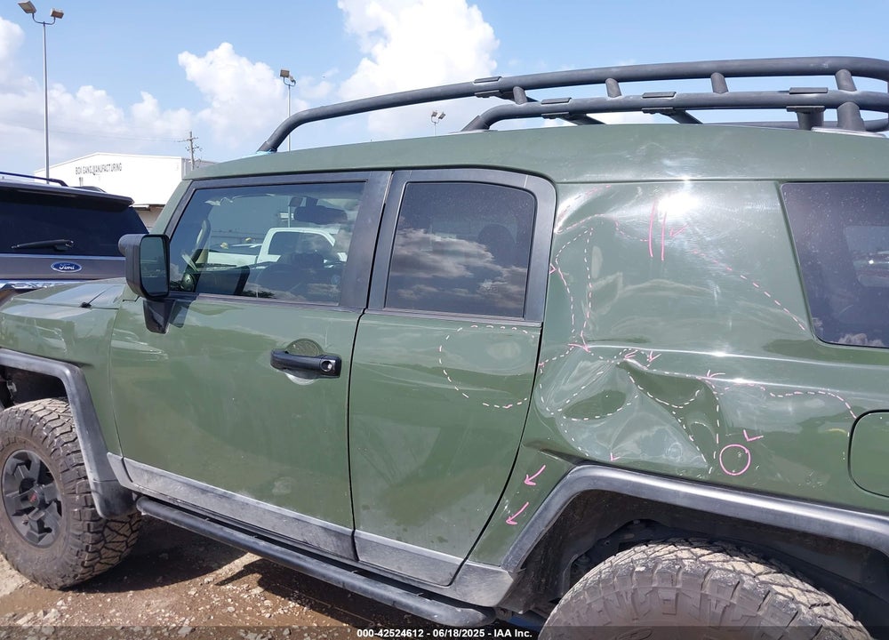 2011 TOYOTA FJ CRUISER VIN: JTEBU4BF8BK115681