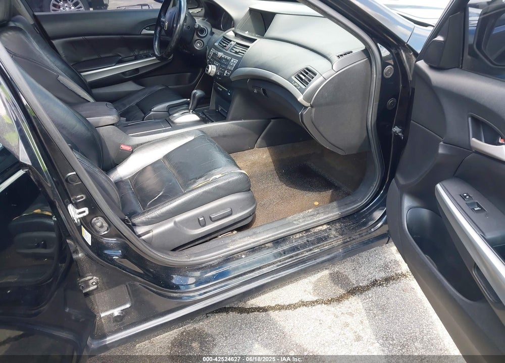 2009 HONDA ACCORD VIN: 1HGCP36829A040368