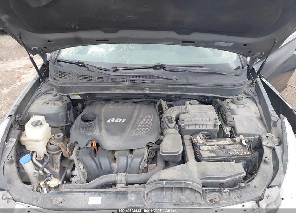 2011 HYUNDAI SONATA VIN: 5NPEB4AC7BH063814