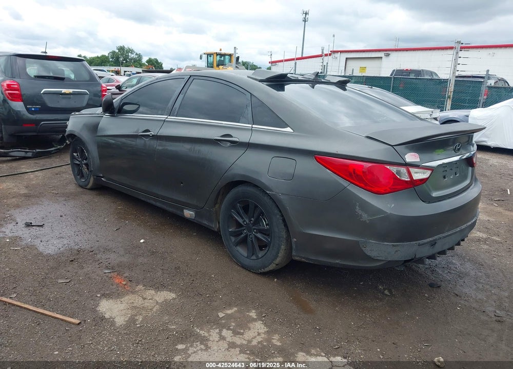 2011 HYUNDAI SONATA VIN: 5NPEB4AC7BH063814