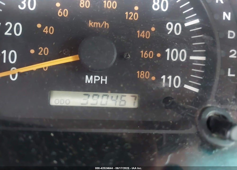 2001 TOYOTA TUNDRA SR5 V8 VIN: 5TBBT44191S170021