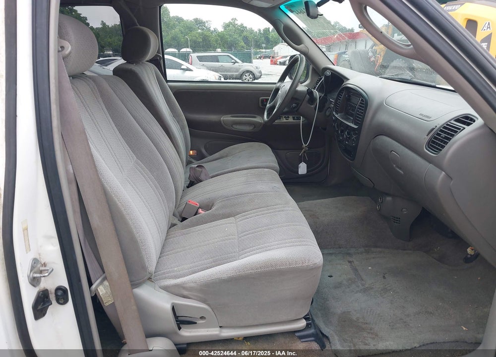 2001 TOYOTA TUNDRA SR5 V8 VIN: 5TBBT44191S170021