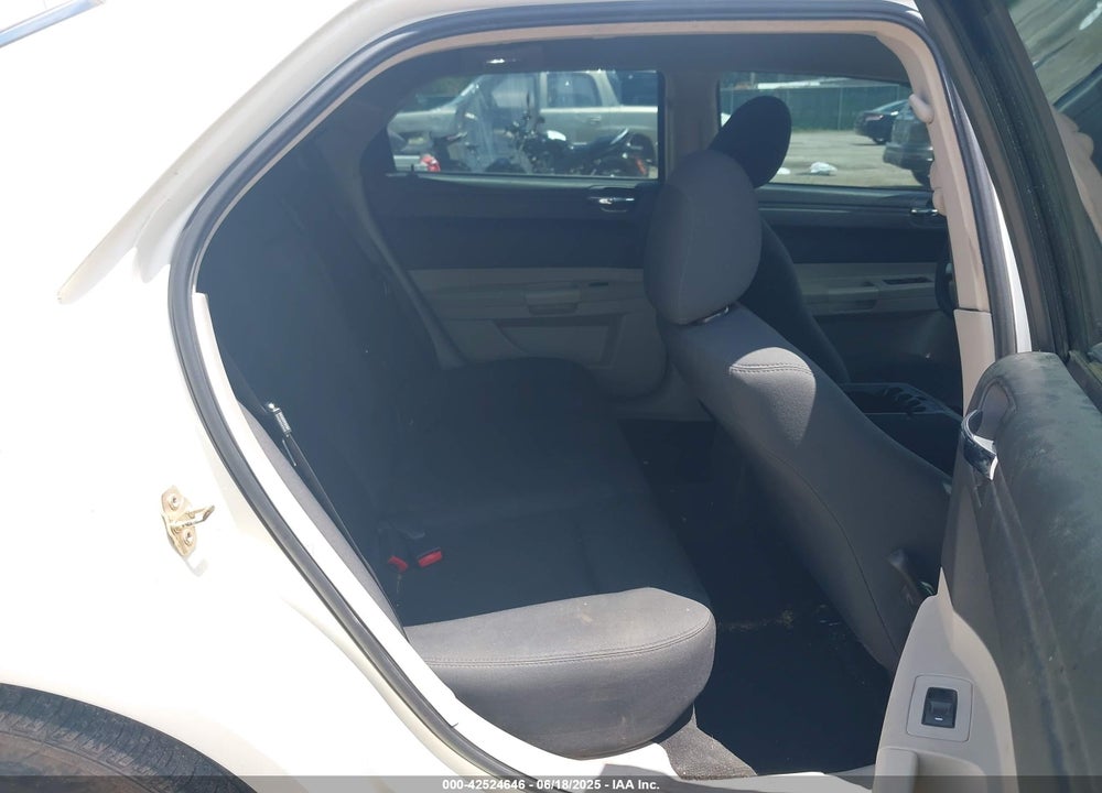 2006 CHRYSLER 300 VIN: 2C3KA43R56H505340