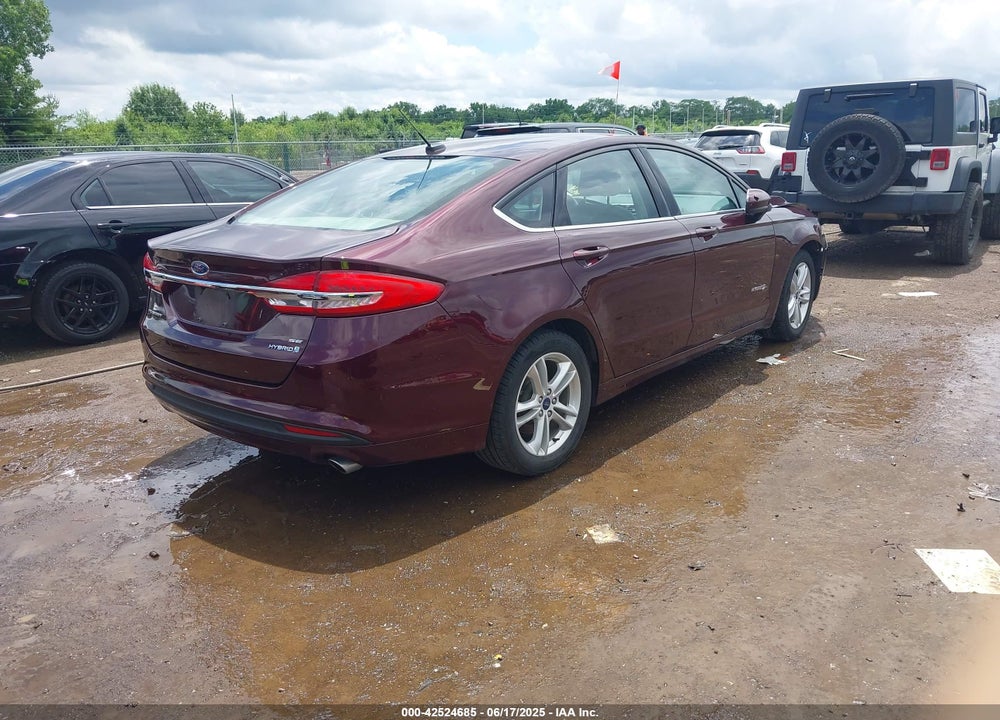 2018 FORD FUSION VIN: 3FA6P0LU7JR149615