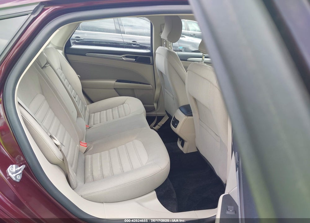 2018 FORD FUSION VIN: 3FA6P0LU7JR149615