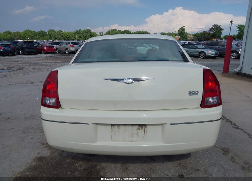 2005 CHRYSLER 300 TOURING VIN: 2C3AA53G05H613329