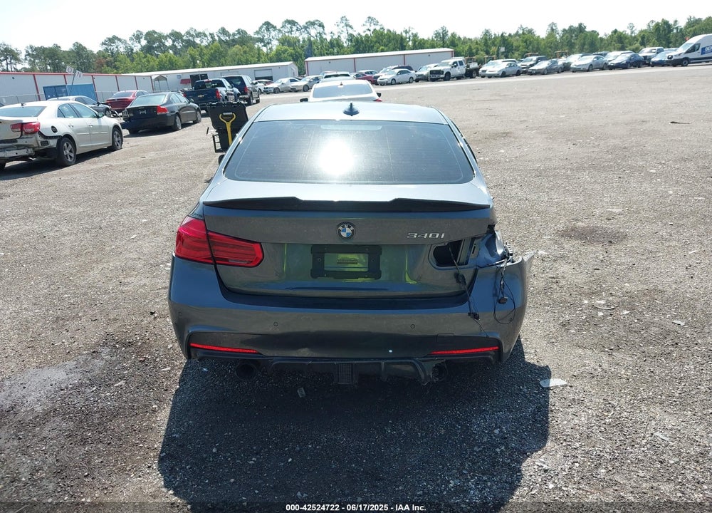 2018 BMW 3 SERIES VIN: WBA8B3G57JNU36801