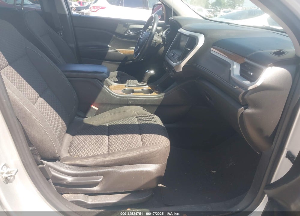 2017 GMC ACADIA VIN: 1GKKNKLA2HZ250362