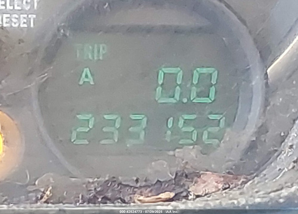 2004 HONDA PILOT VIN: 2HKYF18524H531457