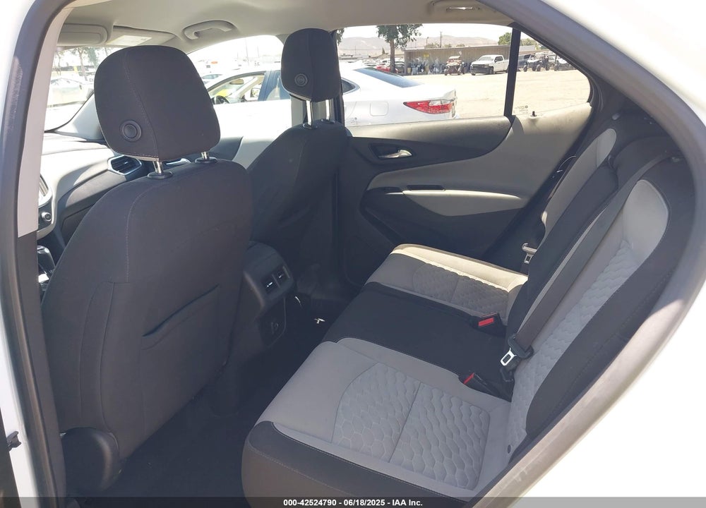 2020 CHEVROLET EQUINOX VIN: 3GNAXHEV2LS737126