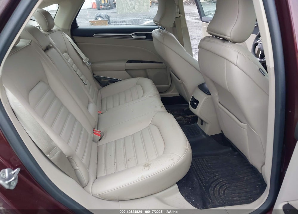 2017 FORD FUSION VIN: 3FA6P0H94HR136724