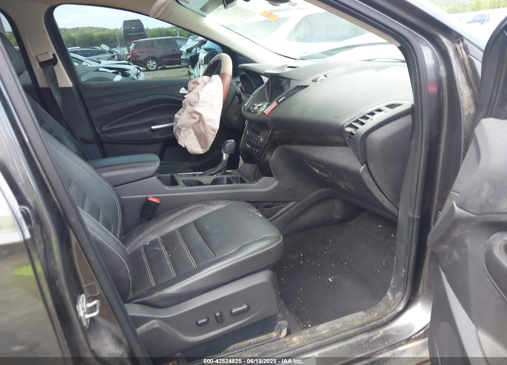 2017 FORD ESCAPE VIN: 1FMCU0J98HUA22844
