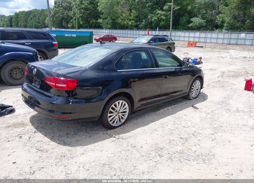 2015 VOLKSWAGEN JETTA 1.8T SE VIN: 3VWD07AJ7FM313101