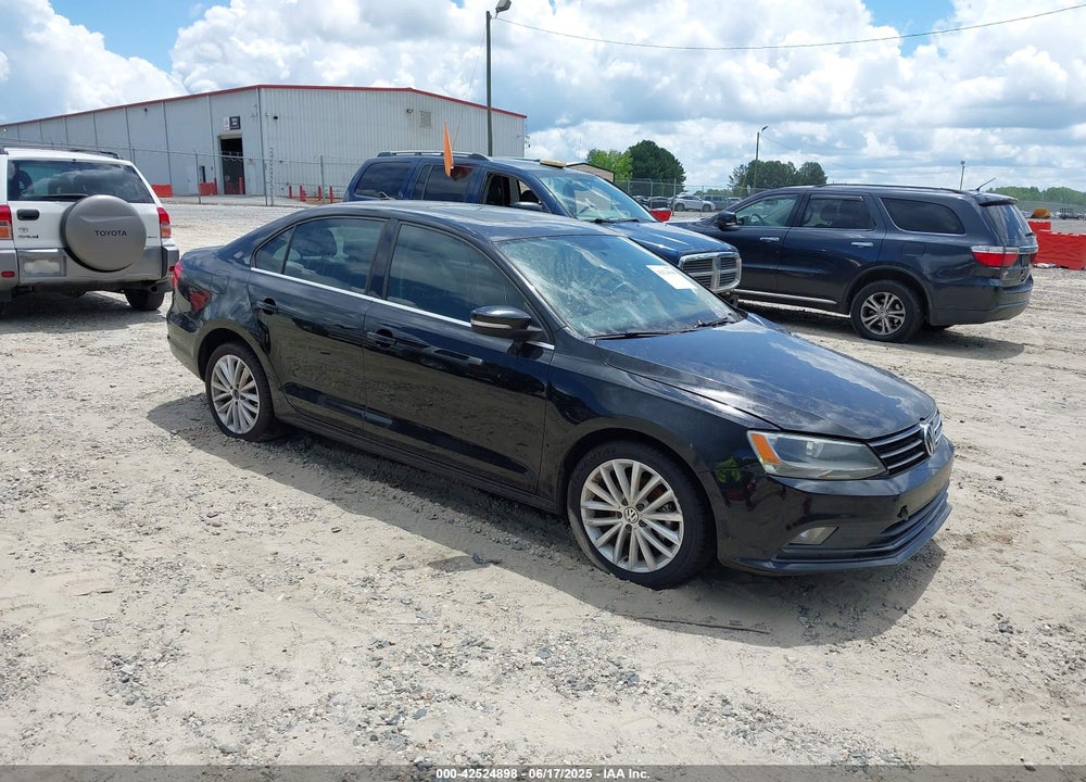2015 VOLKSWAGEN JETTA 1.8T SE VIN: 3VWD07AJ7FM313101