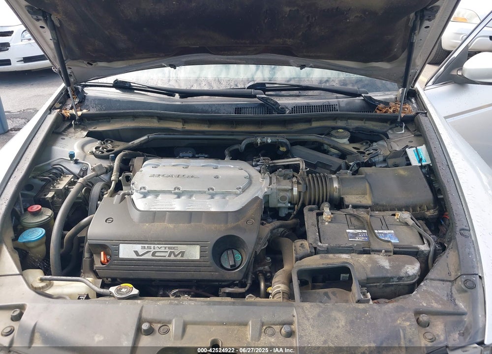 2008 HONDA ACCORD VIN: 1HGCP36818A021504