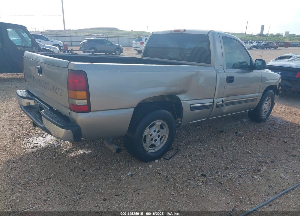 2000 CHEVROLET SILVERADO 1500 VIN: 1GCEC14W2YZ179649