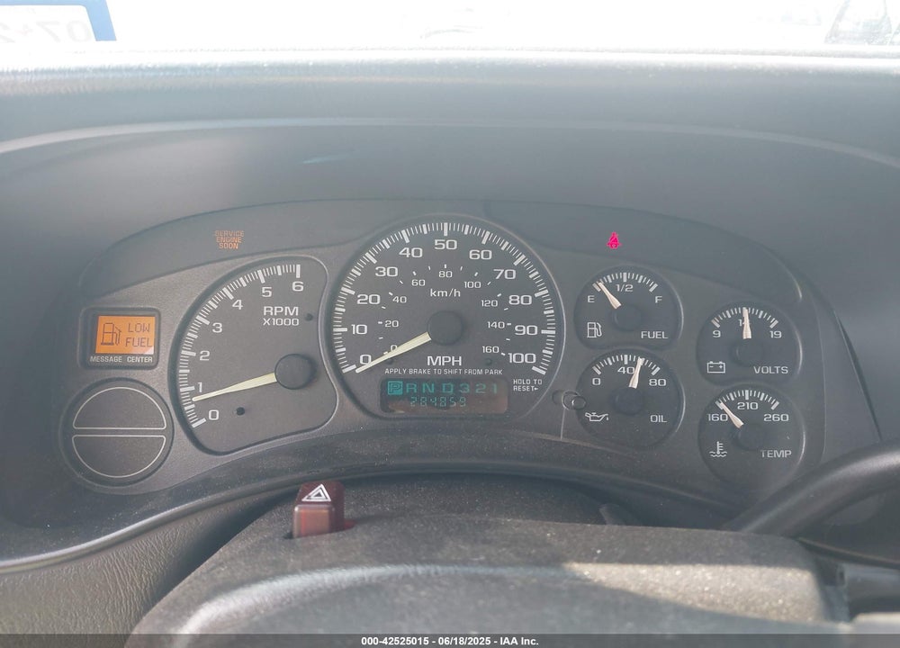 2000 CHEVROLET SILVERADO 1500 VIN: 1GCEC14W2YZ179649