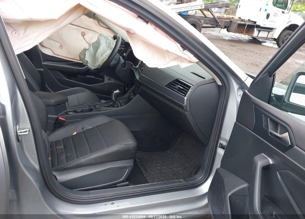 2024 VOLKSWAGEN JETTA 1.5T SE VIN: 3VW7M7BU4RM074914