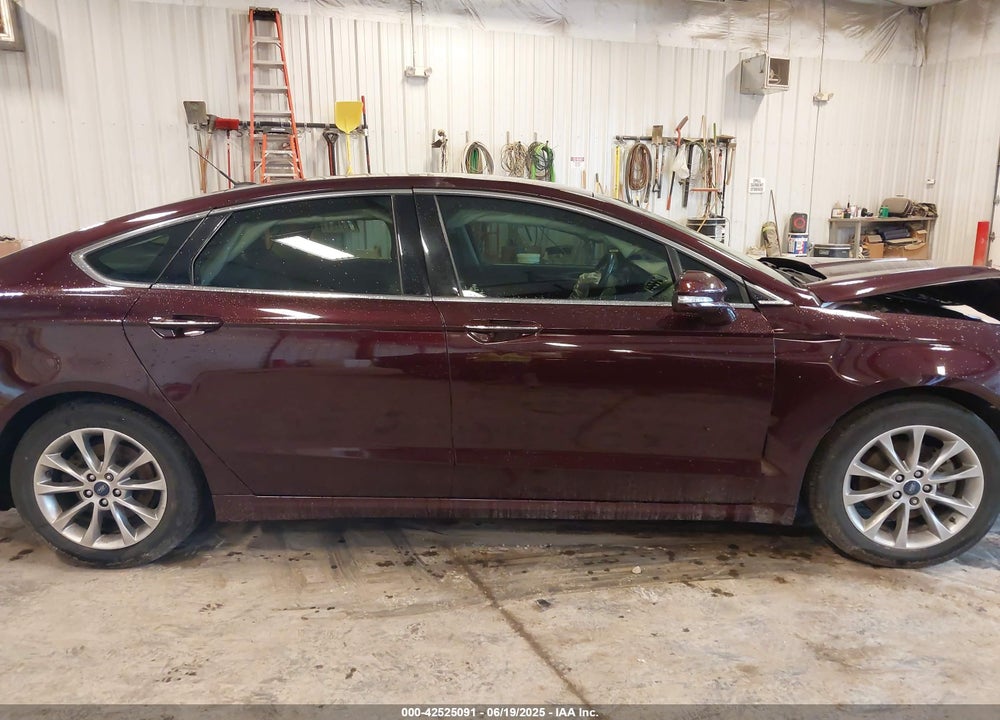 2017 FORD FUSION VIN: 3FA6P0HD7HR348618