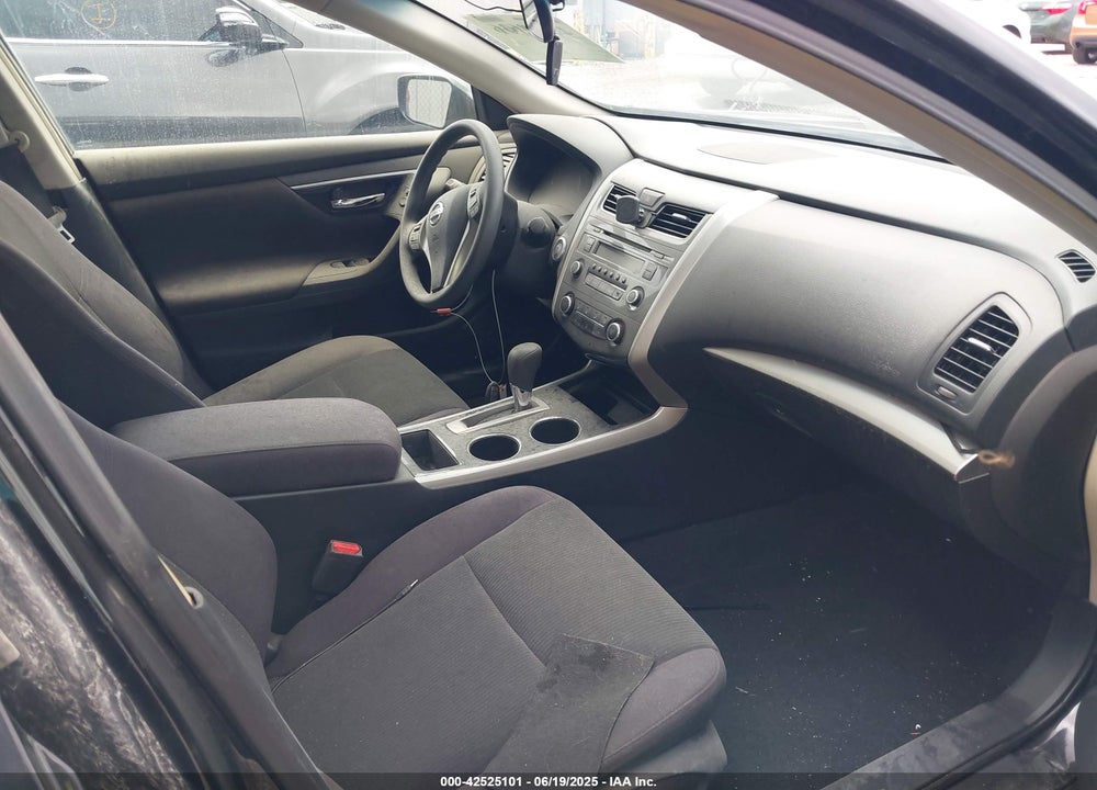 2013 NISSAN ALTIMA VIN: 1N4AL3AP0DN520853