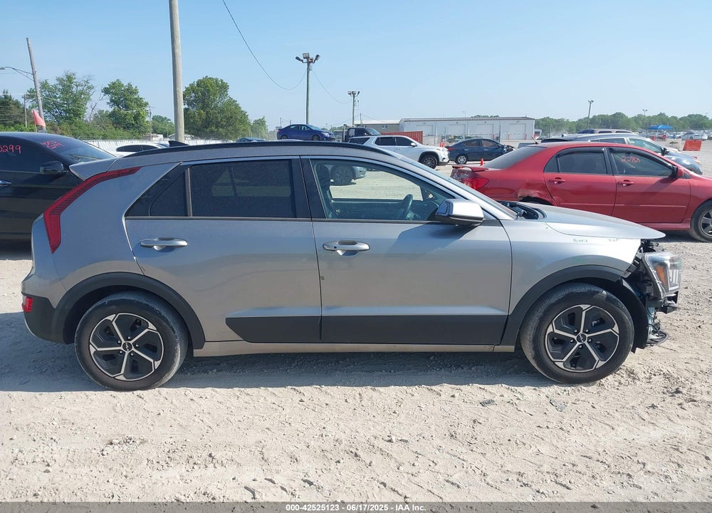 2023 KIA NIRO VIN: KNDCR3LE3P5055518