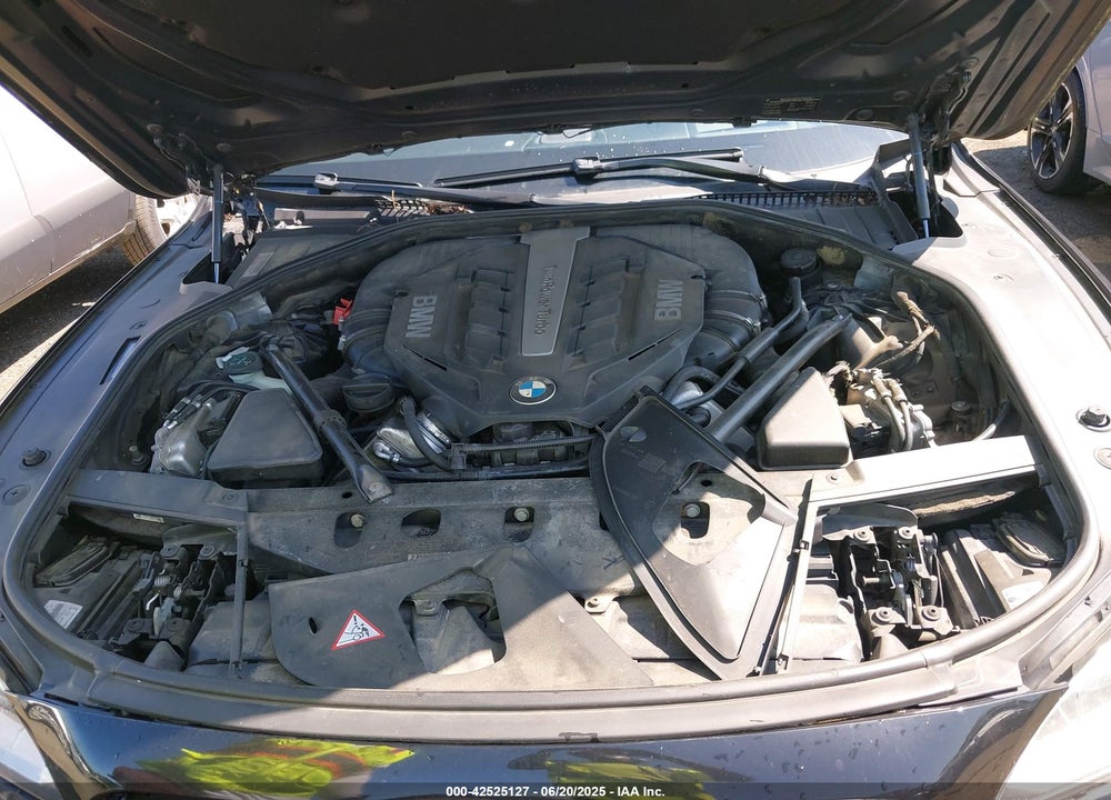 2014 BMW ALPINA B7 VIN: WBAYE8C54ED134792