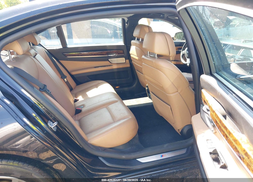 2014 BMW ALPINA B7 VIN: WBAYE8C54ED134792