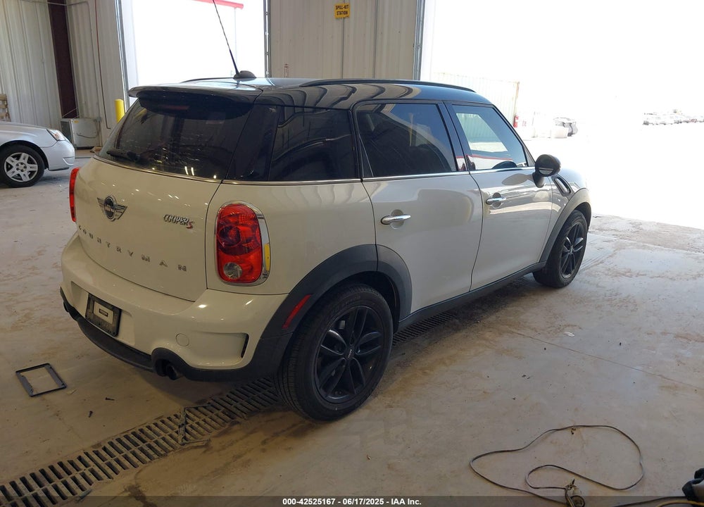 2013 MINI COOPER COUNTRYMAN VIN: WMWZC3C50DWP23872