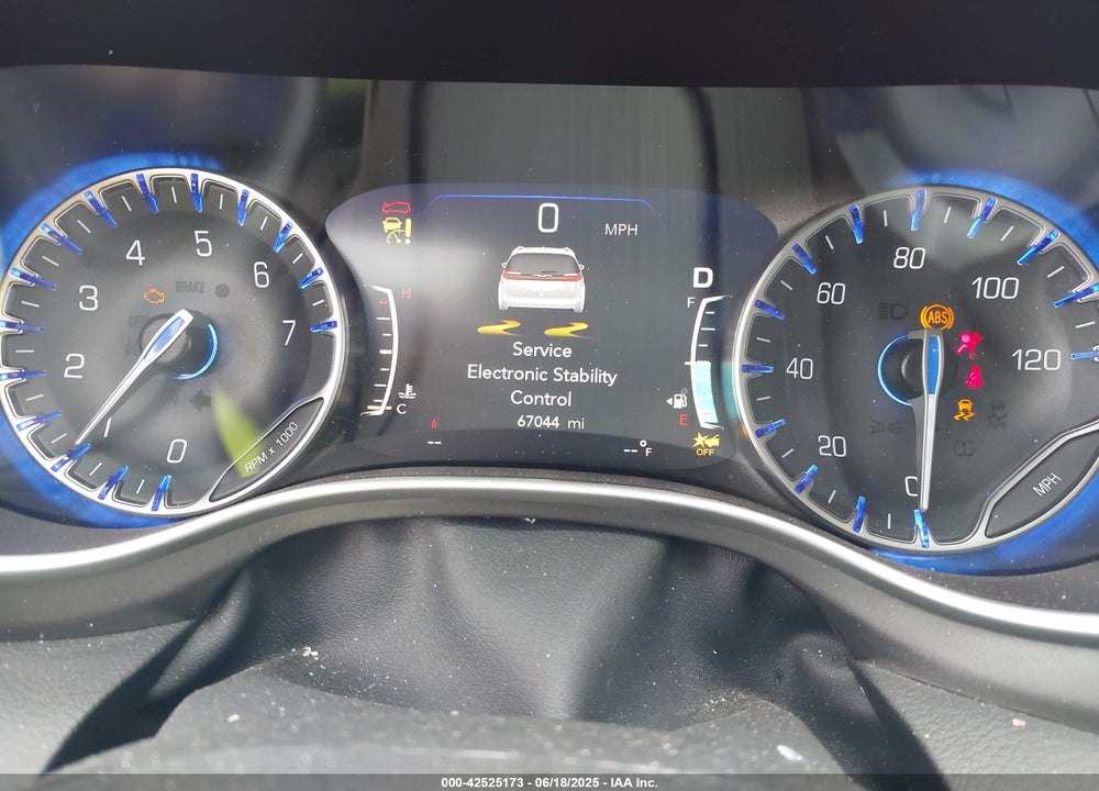 2023 CHRYSLER PACIFICA TOURING L VIN: 2C4RC1BG8PR526374