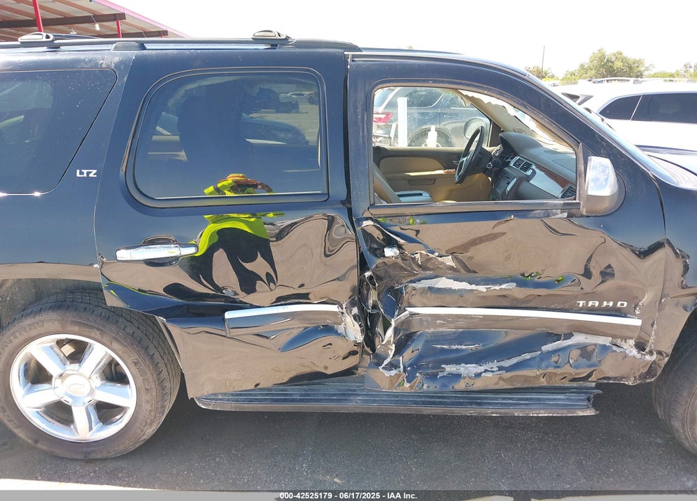 2013 CHEVROLET TAHOE VIN: 1GNSKCE00DR366689