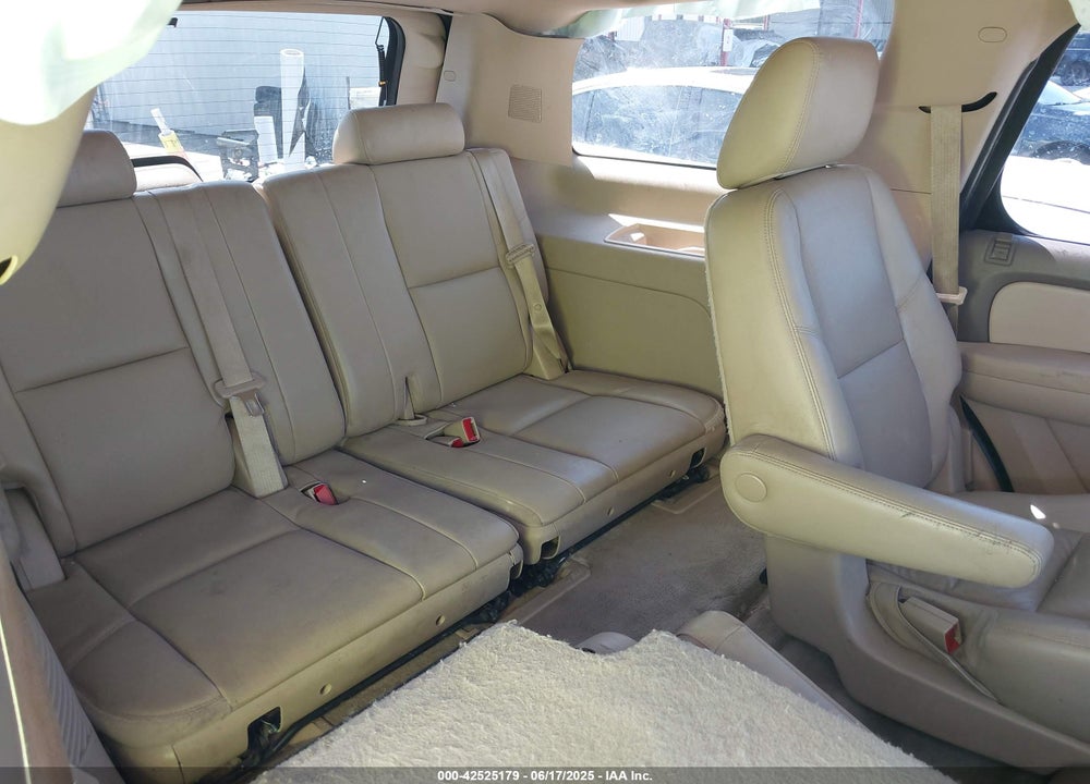 2013 CHEVROLET TAHOE VIN: 1GNSKCE00DR366689
