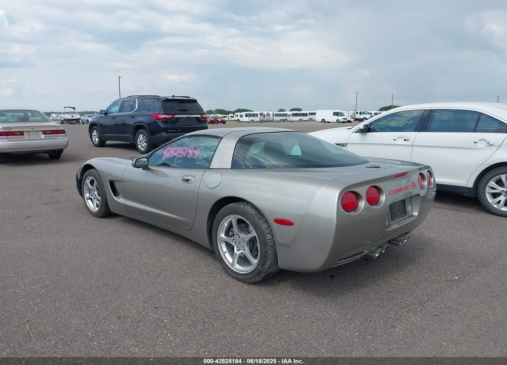 1998 CHEVROLET CORVETTE VIN: 1G1YY22G3W5110062