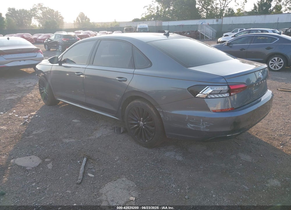 2022 VOLKSWAGEN PASSAT VIN: 1VWBA7A31NC008036
